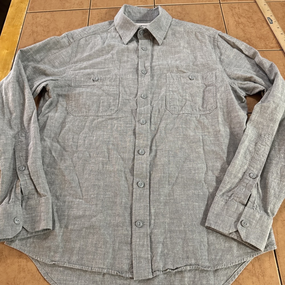 Taylor Stitch Light Heather Gray Casual Button-Down Shirt